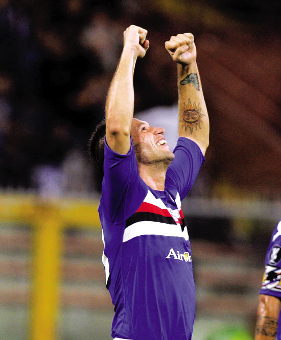 米兰电竞-佛罗伦萨大放异彩场面激烈期待继续保持胜利