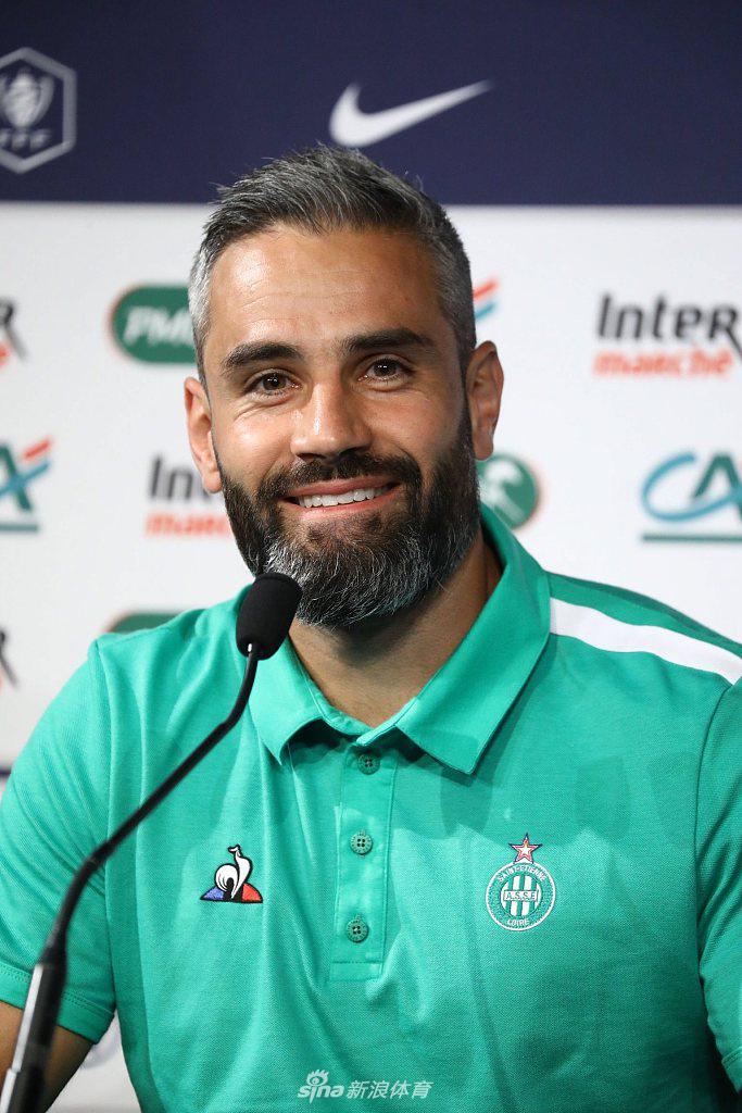 米兰电竞-雷恩球员莱群伤愈复出，备战法国杯赛